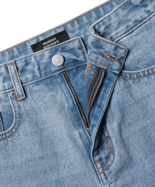 MUSINSA STANDARD WOMAN（ムシンサスタンダードウーマン）の「ウィメンズストレートクロップデニムパンツ[ライトインディゴ]（デニムパンツ・レディース・その他・24/25/26/27）」の3枚目の写真