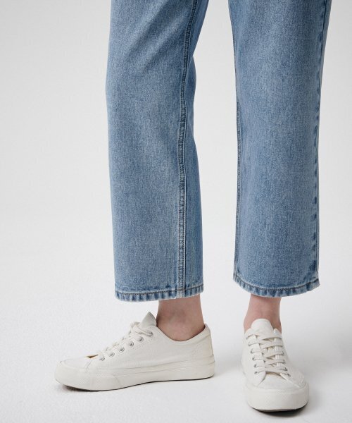 MUSINSA STANDARD WOMAN（ムシンサスタンダードウーマン）の「ウィメンズストレートクロップデニムパンツ[ライトインディゴ]（デニムパンツ・レディース・その他・24/25/26/27）」の6枚目の写真