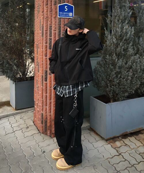 NOMANUAL(NOMANUAL)の「PENON WIND SHELL - BLACK(ナイロンジャケット・レディース・その他・MEDIUM/LARGE/X-LARGE/SMALL)」の5枚目の写真