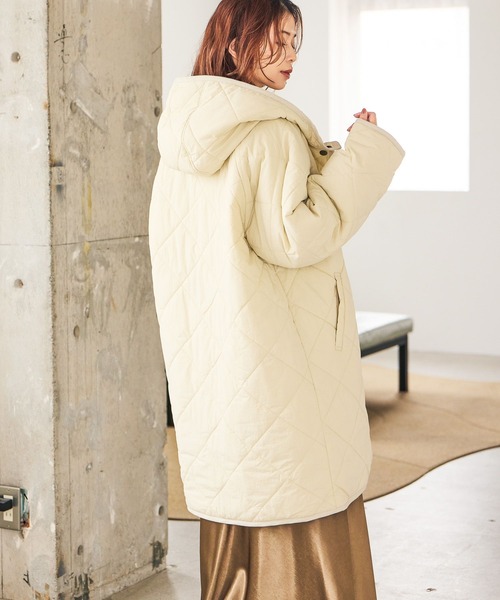 studio CLIP(スタディオクリップ)の「キルティングフードロングコート(ダウンジャケット/コート・レディース・モカ/ブラック/アイボリー・FREE)」の18枚目の写真