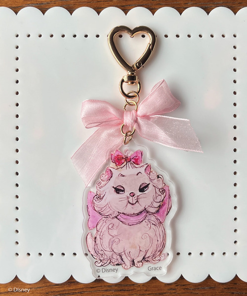 Disney(ディズニー)の「【Disney】おしゃれキャット / マリー アクリルリボンチャーム(チャーム・レディース・ピンク・FREE)」の8枚目の写真