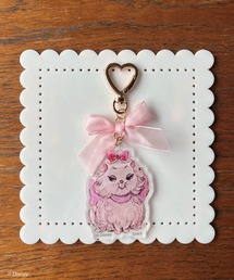 Disney（ディズニー）の「【Disney】おしゃれキャット /  マリー アクリルリボンチャーム（チャーム）」