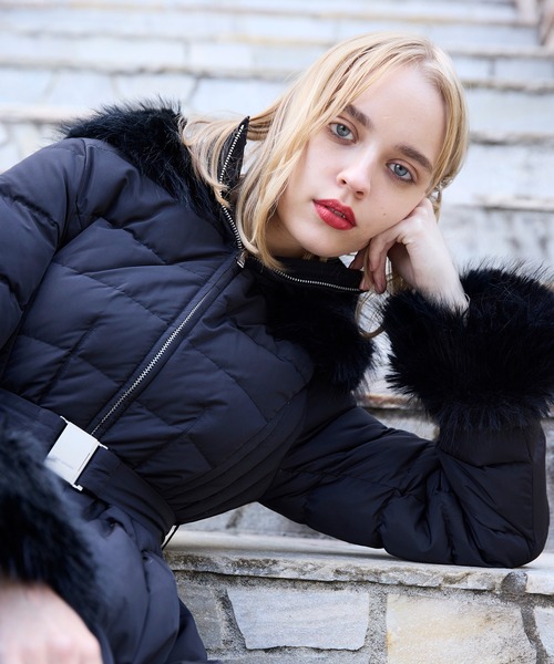 EIMY ISTOIRE（エイミーイストワール）の「EIMY DOWN DRESS 2025（ダウンジャケット/コート・レディース・ホワイト/ブラック・36/38）」の3枚目の写真