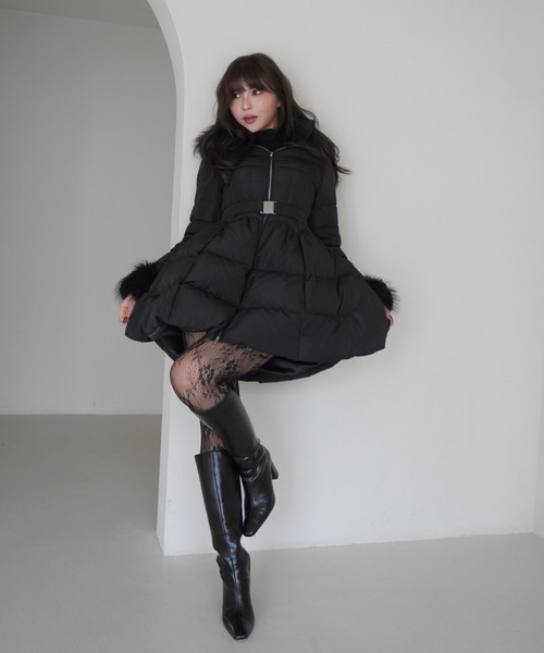 EIMY ISTOIRE（エイミーイストワール）の「EIMY DOWN DRESS 2025（ダウンジャケット/コート・レディース・ホワイト/ブラック・36/38）」の7枚目の写真