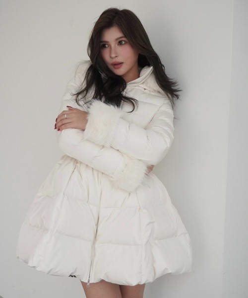 EIMY ISTOIRE（エイミーイストワール）の「EIMY DOWN DRESS 2025（ダウンジャケット/コート・レディース・ホワイト/ブラック・36/38）」の10枚目の写真