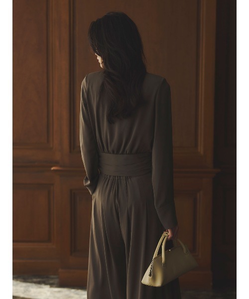 パウダーサテンドレープトップス（シャツ/ブラウス）｜anuans（ア