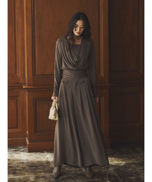 パウダーサテンドレープトップス（シャツ/ブラウス）｜anuans（ア