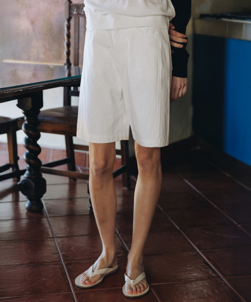 ANDNEEDS（アンドニーズ）の「Buzz wide half pants (white)（その他パンツ・レディース・その他・SMALL/MEDIUM）」の3枚目の写真