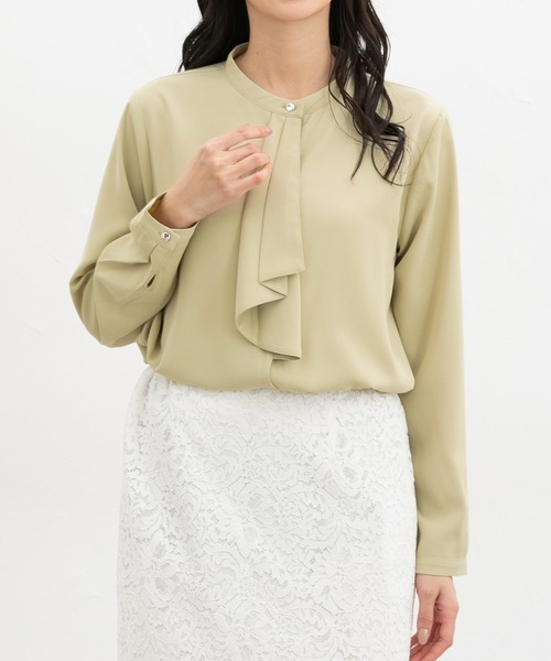 Honeys(ハニーズ)の「ボウタイブラウス(シャツ/ブラウス・レディース・ネイビー/ホワイト/ライトグレー/イエロー系その他/ピンク系その他・3L/L/LL/M/S)」の1枚目の写真