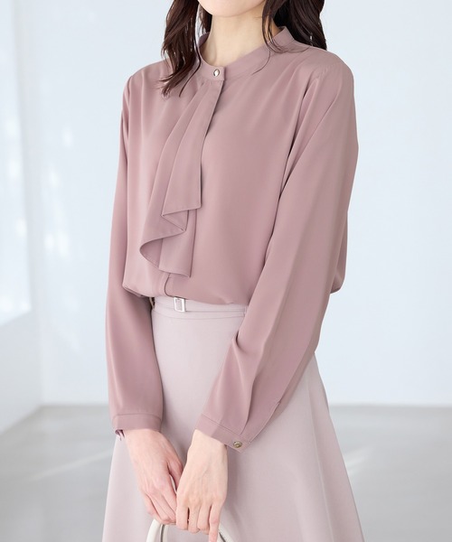 Honeys(ハニーズ)の「ボウタイブラウス(シャツ/ブラウス・レディース・ネイビー/ホワイト/ライトグレー/イエロー系その他/ピンク系その他・3L/L/LL/M/S)」の5枚目の写真