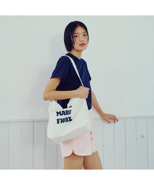 RMRN(アルエームアルエヌ)の「SOLE MARE FIORE CANVAS BAG(エコバッグ/サブバッグ・レディース・ホワイト/スカイブルー・FREE)」の2枚目の写真
