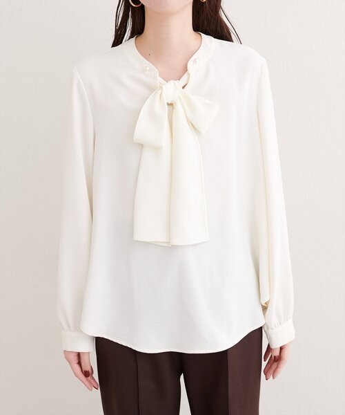 natural couture（ナチュラルクチュール）の「２WAYリボンタイブラウス（シャツ/ブラウス・レディース・グレイッシュベージュ/オフホワイト/グレー/ネイビー・FREE）」の13枚目の写真