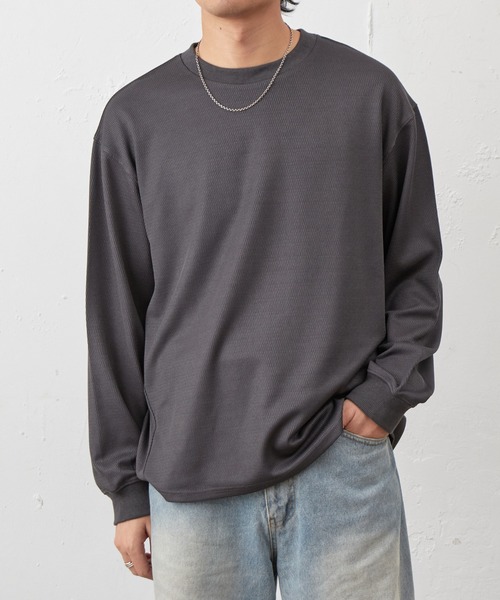 COLONY 2139(コロニートゥーワンスリーナイン)の「ハニカムクルーネックプルオーバー(Tシャツ/カットソー・メンズ・チャコールグレー/ブラック/ホワイト・MEDIUM/LARGE)」の20枚目の写真