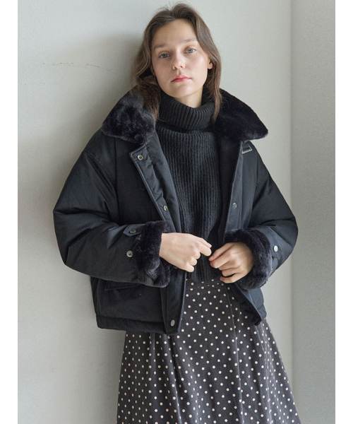 AVANT-G(アバン)の「Modern Fur Short Padding Jumper - BLACK(ダウンジャケット/コート・レディース・その他・FREE)」の4枚目の写真