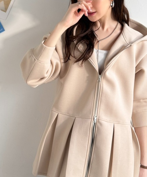 classicalelf(クラシカルエルフ)の「主役級!今日の可愛いを格上げ! ダブルジップペプラムマシュマロダンボールパーカー(パーカー・レディース・モカ/ベージュ/ブラック・X-LARGE/SMALL/MEDIUM/LARGE)」の7枚目の写真