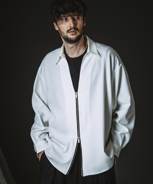 NO ID.(ノーアイディ)の「【NO ID.】V-Neck Zip Big Shirt / Vネック ジップ ビッグ シャツ(シャツ/ブラウス・メンズ・グレー/ホワイト/ブラック・ONE SIZE)」の6枚目の写真