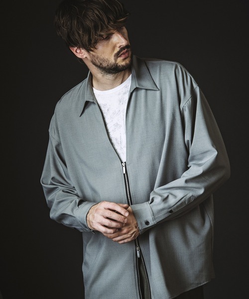 NO ID.(ノーアイディ)の「【NO ID.】V-Neck Zip Big Shirt / Vネック ジップ ビッグ シャツ(シャツ/ブラウス・メンズ・グレー/ホワイト/ブラック・ONE SIZE)」の8枚目の写真