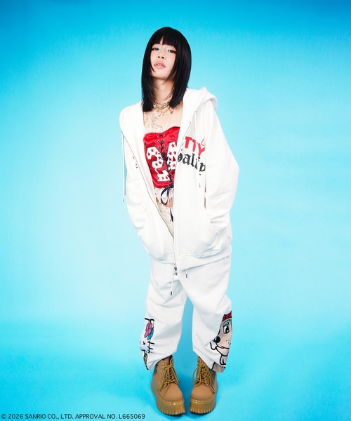 GALFY(ガルフィー)の「GALFY-仲子パーカー(パーカー・レディース・グレー/ブラック/ホワイト・XL/L)」の6枚目の写真