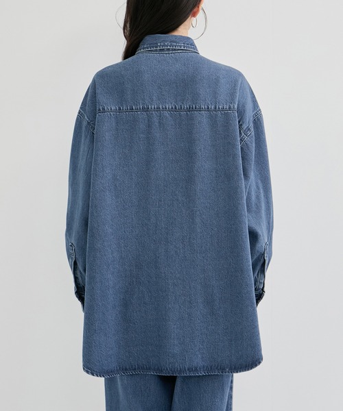 LE CERCLE par rope'(ルセルクルパーロペ)の「刺繍入りデニムシャツ/セットアップ対応(シャツ/ブラウス・レディース・ブルー系その他4/ブルー系その他・FREE)」の13枚目の写真