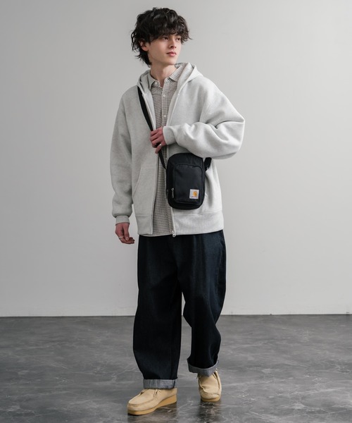 Carhartt(カーハート)の「Carhartt カーハート Crossbody Zip Bag 縦型クロスボディバッグ/ワンポイントロゴ斜め掛けショルダーバッグ(ショルダーバッグ・メンズ・ブラック/ブラウン/オリーブ・FREE)」の7枚目の写真