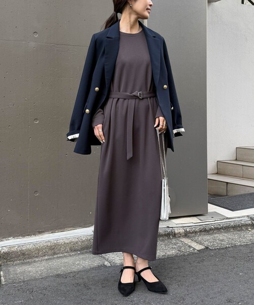 fredy emue（フレディエミュ）の「【3サイズ展開/オンオフ使える】ダブルブレストジャケット（テーラードジャケット・レディース・ネイビー/ベージュ・34/38/36）」の20枚目の写真