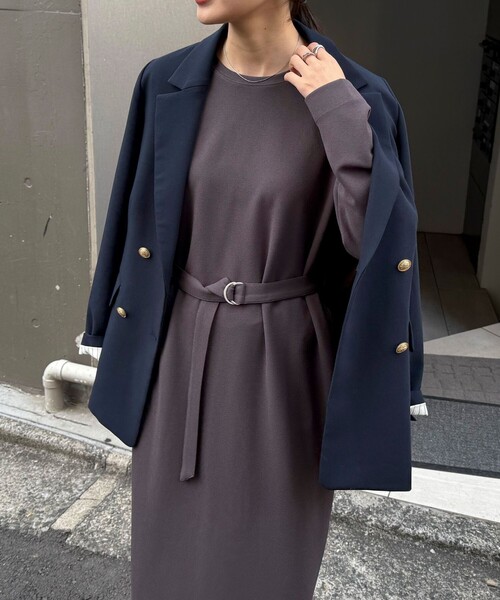 fredy emue（フレディエミュ）の「【3サイズ展開/オンオフ使える】ダブルブレストジャケット（テーラードジャケット・レディース・ネイビー/ベージュ・34/38/36）」の21枚目の写真