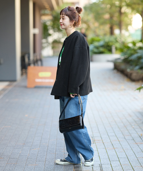 B.C STOCK（ベーセーストック）の「メルトモッサクルーネックショートコート（ノーカラーコート・レディース・アイボリー/ブラック・FREE）」の4枚目の写真