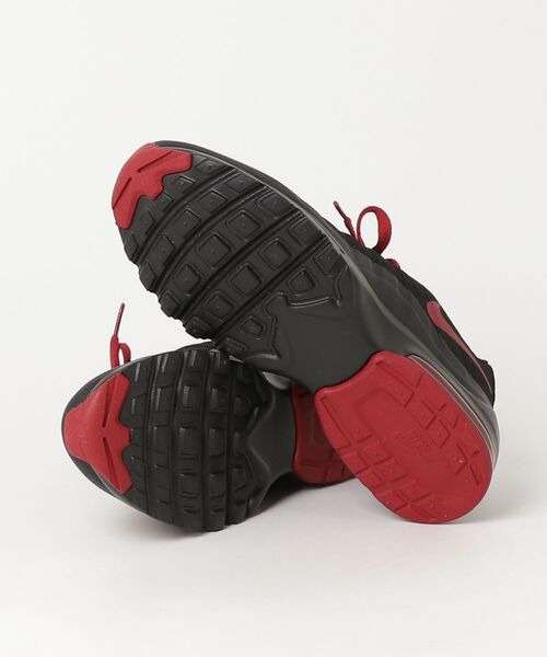 NIKE(ナイキ)の「ナイキ NIKE ナイキ エア マックス インビガー(スニーカー・メンズ・ブラック×レッド・25.0cm/25.5cm/26.0cm/26.5cm/27.0cm/27.5cm/28.0cm)」の3枚目の写真