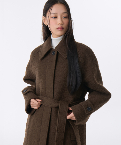 MUSINSA STANDARD WOMAN（ムシンサスタンダードウーマン）の「ウィメンズウールブレンドブークレバルマカンローブコート[ブラウン]（チェスターコート・レディース・その他・LARGE/MEDIUM/SMALL/X-SMALL）」の3枚目の写真
