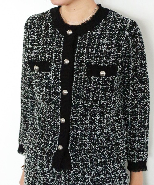 Marilyn Moon(マリリンムーン)の「tweed knit fringe jacket(ノーカラージャケット・レディース・ホワイト/ブラック・FREE)」の17枚目の写真