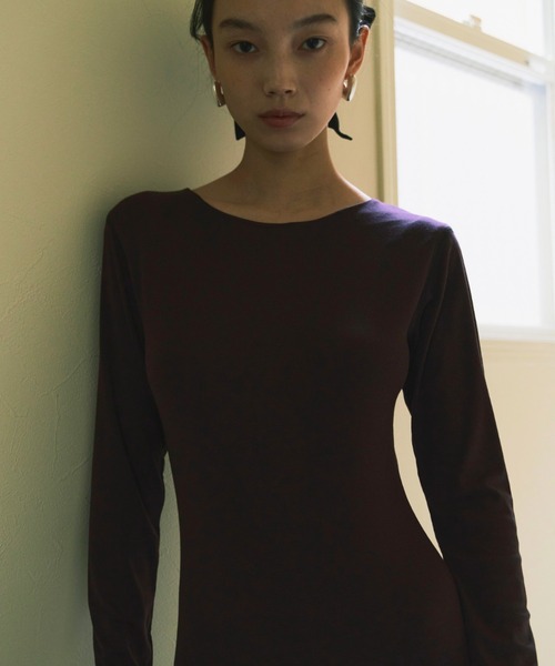 kiehtova（キエトヴァ）の「【kiehtova】CONTRAST STITCH BODY SUIT/コントラストステッチボディスーツ（Tシャツ/カットソー・レディース・ブラック/ダークパープル/ベージュ・FREE）」の3枚目の写真