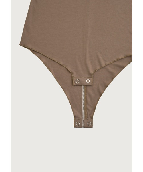 kiehtova（キエトヴァ）の「【kiehtova】CONTRAST STITCH BODY SUIT/コントラストステッチボディスーツ（Tシャツ/カットソー・レディース・ブラック/ダークパープル/ベージュ・FREE）」の16枚目の写真