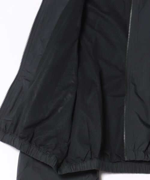 NIKE（ナイキ）の「《NIKEアパレル》AS W NSW CLSSC UV TRACK JK（その他アウター・レディース・ブラック/ホワイト・S/XL/L/M）」の4枚目の写真