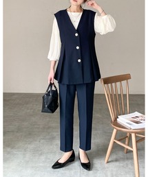 She's Closet（シーズクローゼット）の「ペプラムＶネック金ボタンベスト＆ロングタックワイドパンツスーツセットアップ（スーツセット）」