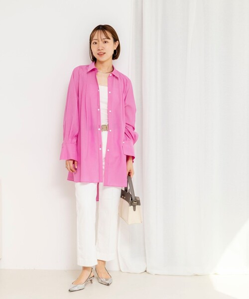 NOLLEY’S(ノーリーズ)の「ウォッシャブルウエストリボン2WAYロングシャツ(シャツ/ブラウス・レディース・オフホワイト/ピンク/ライトブルー・38)」の11枚目の写真