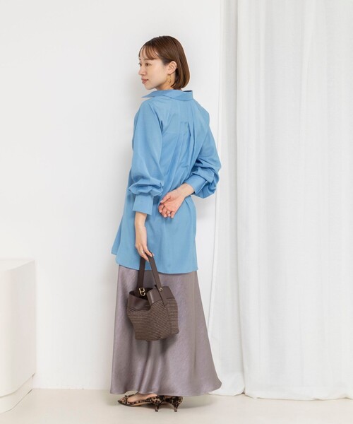 NOLLEY’S(ノーリーズ)の「ウォッシャブルウエストリボン2WAYロングシャツ(シャツ/ブラウス・レディース・オフホワイト/ピンク/ライトブルー・38)」の18枚目の写真
