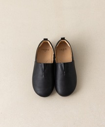 riziere（リジェール）の「フェイクレザースリッポンシューズ（スリッポン）」