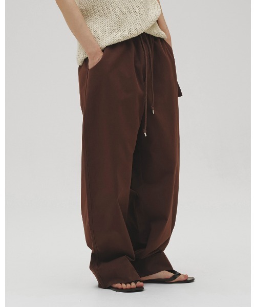 TODAYFUL(トゥデイフル)の「Easy Chino Pants(その他パンツ・レディース・バーガンディー/キナリ/ブラック・38inch/36inch)」の8枚目の写真