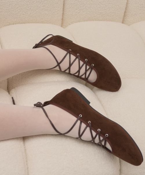Birthday room(バースデイルーム)の「レースアップバレエシューズ/lace up ballet shoes(パンプス・レディース・ブラウン/ブラック・SMALL/MEDIUM/LARGE)」の6枚目の写真