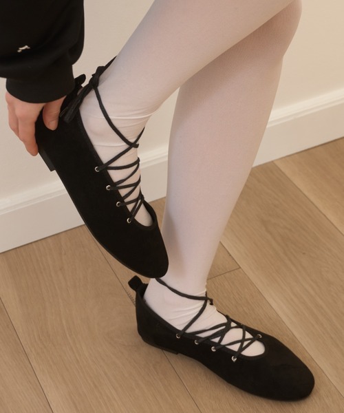 Birthday room(バースデイルーム)の「レースアップバレエシューズ/lace up ballet shoes(パンプス・レディース・ブラウン/ブラック・SMALL/MEDIUM/LARGE)」の4枚目の写真