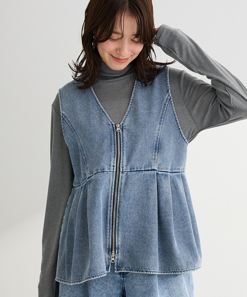 Green Parks(グリーンパークス)の「デニムペプラムジレ(ベスト・レディース・インディゴブルー/ブラック・FREE)」の1枚目の写真