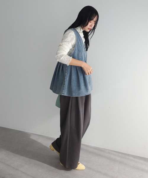 Green Parks(グリーンパークス)の「デニムペプラムジレ(ベスト・レディース・インディゴブルー/ブラック・FREE)」の4枚目の写真