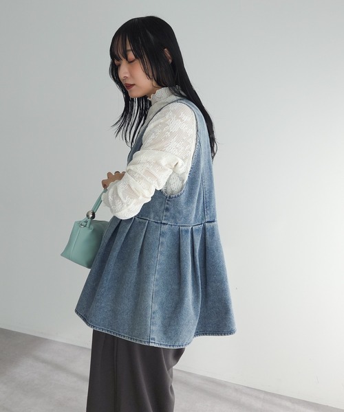 Green Parks(グリーンパークス)の「デニムペプラムジレ(ベスト・レディース・インディゴブルー/ブラック・FREE)」の8枚目の写真