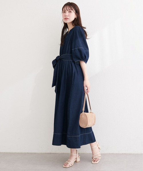 natural couture(ナチュラルクチュール)の「ランタンスリーブワンピース(ワンピース・レディース・アイボリー/ドット/インディゴブルー・LARGE/MEDIUM)」の15枚目の写真