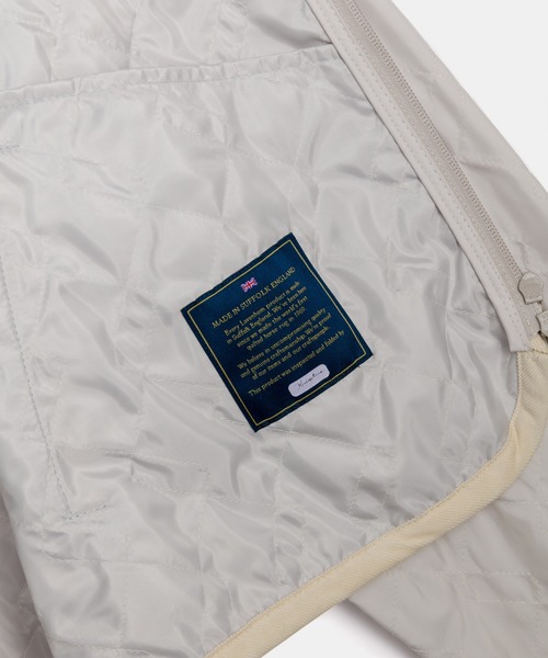 LAVENHAM(ラベンハム)の「Unwadded Bomber Jacket Womens / アンワディッド ボンバー ジャケット ウィメンズ(その他アウター・レディース・ダークブラック/オフホワイト/ブラウン・12/8/6/10)」の18枚目の写真