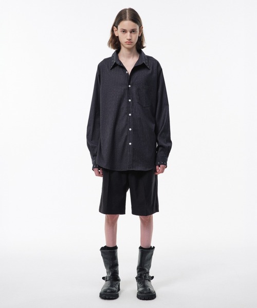 Camphor wood(カンファーウッド)の「EYELET REGULAR COLLAR STRIPE L/S SHIRT / アイレットレギュラーストライプシャツ(シャツ/ブラウス・メンズ・チャコール/ダークネイビー・SMALL/MEDIUM/LARGE)」の3枚目の写真