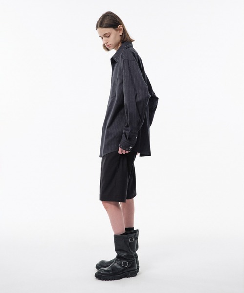 Camphor wood(カンファーウッド)の「EYELET REGULAR COLLAR STRIPE L/S SHIRT / アイレットレギュラーストライプシャツ(シャツ/ブラウス・メンズ・チャコール/ダークネイビー・SMALL/MEDIUM/LARGE)」の6枚目の写真