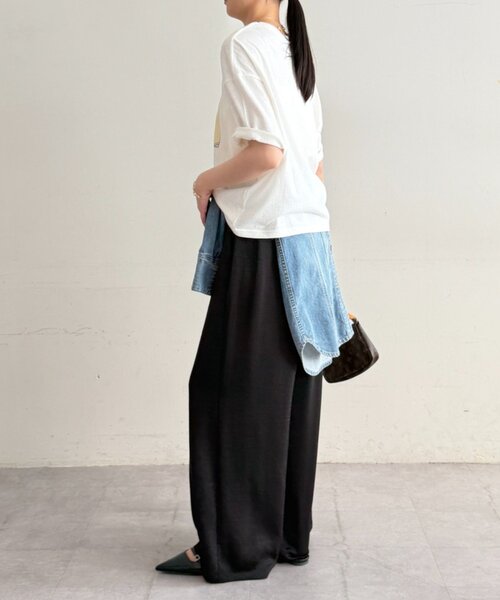 LOUNGEDRESS（ラウンジドレス）の「サテンワイドイージーパンツ（その他パンツ・レディース・ブラック・MEDIUM/SMALL）」の3枚目の写真