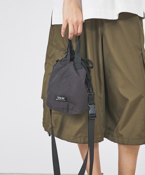 TAION(タイオン)の「【TAION/タイオン】NON DOWN MOUNTAIN BUCKET BAG/ノンダウン マウンテン バケットバッグ/ユニセックス 【WEB限定】(ボディバッグ/ウエストポーチ・メンズ・ライトブラウン/ブラック/ネイビー/カーキ・フリー)」の1枚目の写真