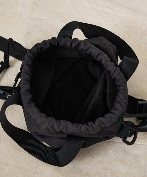 TAION(タイオン)の「【TAION/タイオン】NON DOWN MOUNTAIN BUCKET BAG/ノンダウン マウンテン バケットバッグ/ユニセックス 【WEB限定】(ボディバッグ/ウエストポーチ・メンズ・ライトブラウン/ブラック/ネイビー/カーキ・フリー)」の21枚目の写真